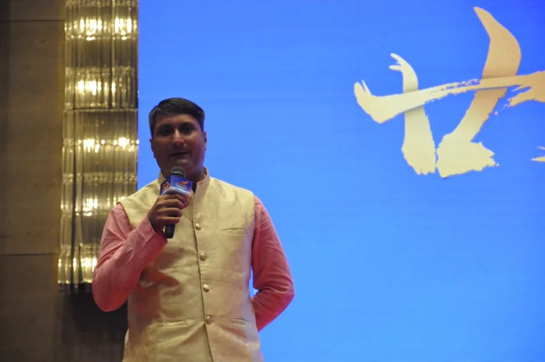 祝賀睿能(néng)科(ke)技(ji)集(ji)團(tuán)旗下億維(wei)自動(dòng)化成(cheng)立20周年(nian)(圖9) 祝賀睿能(néng)科(ke)技(ji)集(ji)團(tuán)旗下億維(wei)自動(dòng)化成(cheng)立20周年(nian)(圖9)